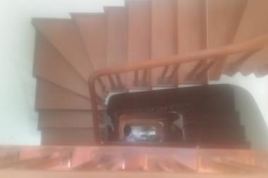 Cần bán gấp nhà trong ngõ 19 Trần Quang Diệu, diện tích 47m2, nhà 5 tầng, mặt tiền 4,6m