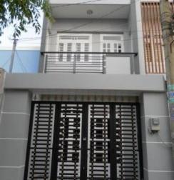 Cần tiền bán gấp căn nhà 580tr đầu đường Trần Văn Mười có sổ bao công chứng
