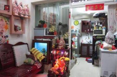 Cần bán nhà phố đường Trần Phú, P. 4, Quận 5