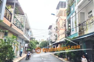 Nhà phố 2 lầu hiện đại đường số 9 Lý Phục Man, P. Bình Thuận, Q. 7 giá 4.2 tỷ