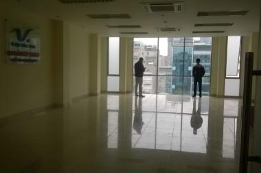 Cho thuê văn phòng Trần Thái Tông, diện tích 125 m2, sàn thông, tòa nhà đẹp