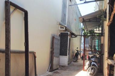 Bán nhà hẻm 994 Huỳnh Tấn Phát, P. Tân Phú, Quận 7, 1 lầu, 3PN, giấy tay