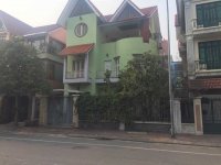 Cần bán gấp nhà phố Vũ Hữu, DT 118m2, giá 90 triệu/m2, LH Kiều Thúy 0949170979
