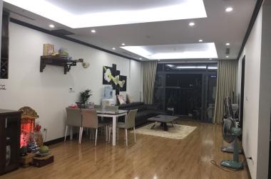 Cần bán chung cư Platinum Residences, số 6 Nguyễn Công Hoan, DT 108 m2, giá 48 tr/m2, 0985672023