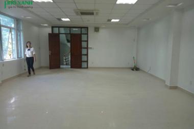 Cho thuê văn phòng nằm trong tòa nhà tại đường Đà Nẵng, Ngô Quyền, Hải Phòng.