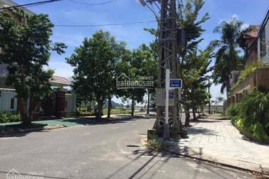 Bán lô đất biệt thự 2 mặt tiền đường Nguyễn Bình & Bùi Viện. 7m x 20m, 140m2, hướng: Đông Nam