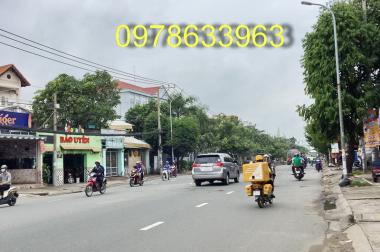 Bán nhà mặt tiền đường Huỳnh Tấn Phát Phường Phú Mỹ Quận 7 - Giá 9 tỷ