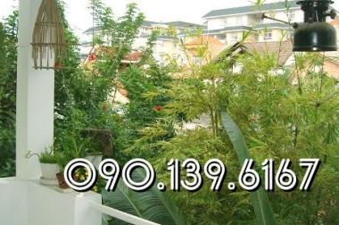 Cần cho thuê gấp villa nằm trên đường 62, P. Thảo Điền, Quân 2. DT 10x25m, giá thuê 23 tr/th