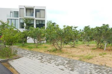 Cần bán 02 lô đất tại TT Quy Nhơn, giá 27tr/m2 (đã có VAT), đất sạch có sổ từng nền