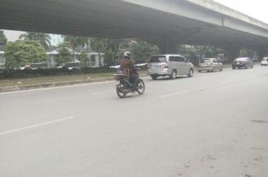 Bán gấp nhà mặt phố Khuât Duy Tiến, 61m, 5 tầng, 15 tỷ