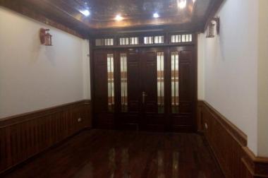 Bán gấp nhà mặt phố Khuât Duy Tiến, 61m, 5 tầng, 15 tỷ