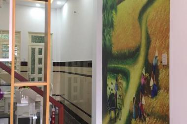 Nhà đẹp, thiết kế châu Âu 1 trệt 3 lầu Thạnh Xuân quận 12 vào ở ngay