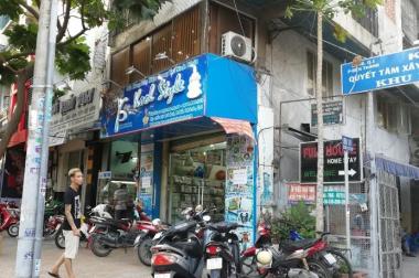Cho thuê nhà mặt phố tại Đường Lê Lai, Quận 1,  Hồ Chí Minh !!!