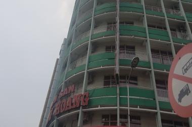 Cho thuê khách sạn góc 2 mặt tiền Trần Hưng Đạo và Châu Văn Liêm quận 5. DT: 10*36m, gồm 81 phòng