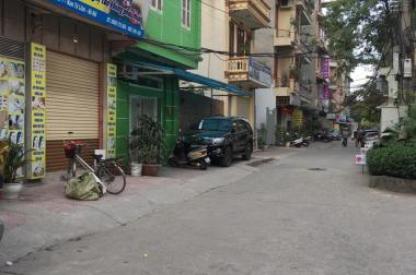 Bán nhà riêng cách đường Phạm Hùng 50m