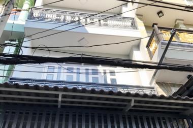 Bán gấp nhà phố 2 lầu, ST mặt tiền hẻm 38 Tân Thuận Tây, Quận 7