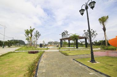 Cần tiền bán gấp lô đất đối diện công viên, khu Phú Mỹ An, giá đầu tư