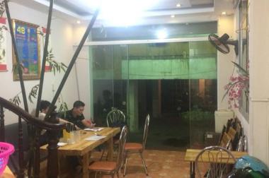 Bán nhà kinh doanh nhà hàng phố Nguyên Hồng, kiếm 300 tr/ năm dễ dàng, 42 m2, giá 9,25 tỷ (TL)