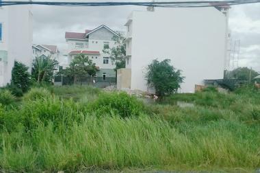 Đất nền Hồng Quang, Bình Chánh, lô đối diện chung cư, giá 20.5tr/m2, 100m2, LH 0906.863.066