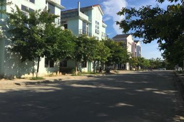 Nhà mặt tiền đường lớn trung tâm thành phố Huế, vị trí thoáng mát, gần công viên bể bơi, 0888289369