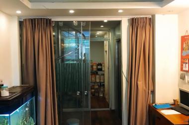 Nhà phường Văn Quán, gara ô tô 7 tầng thang máy đường rộng 10m, vỉa hè mênh mông