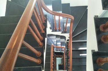 Bán nhà ngõ 305 Bạch Mai, Hai Bà Trưng, 40m2, 4 tầng cách phố 30m, giá 3,2 tỷ