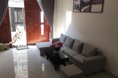 Bán nhà mặt chợ tiện kinh doanh Hà Huy Giáp, Q12, giá 3,85 tỷ, LH: 0937.322.711