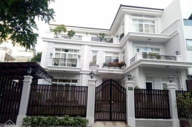 Cho thuê biệt thự có hồ bơi Phú Mỹ Hưng, quận 7, TPHCM giá 58 triệu