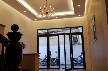 bán nhà ngõ 81 phố Nguyễn Phong Sắc, Cầu Giấy, Hà Nội