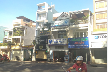 Mặt tiền 4 lầu Trần Phú,P.4, Q.5,DT: 4*24. Giá rẻ nhất khu vực.16 Ty