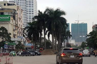 Bán nhà phố Nguyễn Chí Thanh giá 6.6 tỷ x 55 m2 x 3 tầng, ô tô vào nhà