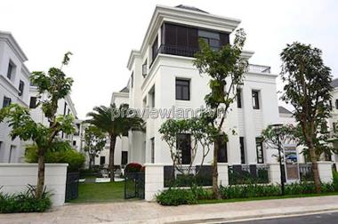 Cần bán 2 căn villa bờ sông Vinhomes Tâng Cảng 500m2 1 hầm 1 trệt 2 tầng nhà đẹp
