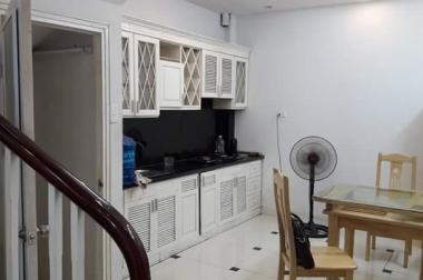 Chính chủ bán gấp nhà mặt tiền hẻm lớn đường Lương Hữu Khánh, P. Phạm Ngũ Lão, Q. 1. 3.5x8.8m
