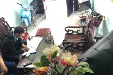 Bán Nhà 30m2 Ngay Đầu Ngõ 281 Trương Định, Xe 3 Gác Phi Qua, Nhà Đẹp Ở Ngay, Giá 2,2 tỷ