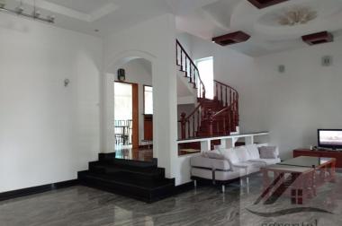 Cho thuê villa Nguyễn Văn Hưởng, sân vườn hồ bơi, 81 tr/th, phù hợp để ở, làm văn phòng. 0919324246