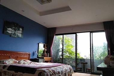 Bán nhà ngõ 525  Kim Mã oto vào nhà,gara,DT65m2,MT6m,Giá 11 tỷ,nhà mát mẻ,ở luôn.