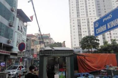Bán nhà mặt phố Chính Kinh, Thanh Xuân. KD cực sầm uất. 72m2 * 2 tầng. Giá 11,3 tỷ