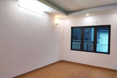 Bán nhà chính chủ ngõ 461 Minh Khai, 38m2, Ngõ thông, Cách mặt phố 50m, LH: 0963520025