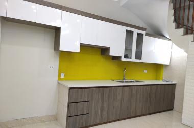 Bán nhà chính chủ ngõ 461 Minh Khai, 38m2, Ngõ thông, Cách mặt phố 50m, LH: 0963520025