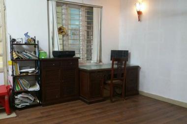 Bán gấp nhà đẹp Đại Từ, diện tích 33m2 x 5 tầng, giá 2.2 tỷ. LH: 0984094326