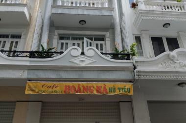 Bán nhà phố Châu Âu đường Hoàng Quốc Việt P. Phú Mỹ Quận 7 giá 6.2 tỷ