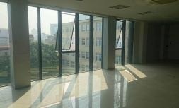Cho thuê sàn văn phòng 80m2 tầng 3 tại tòa nhà 71 Chùa láng, Hà Nội
