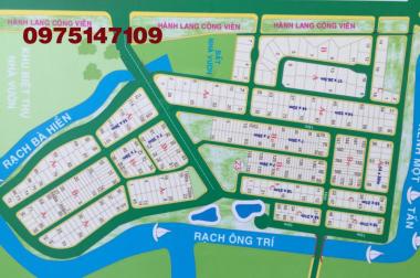 Bán nhanh lô biệt thự trục chính DA Bách Khoa, Phú Hữu, Quận 9, giá tốt nhất, dt 12x33m