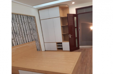 Nhà đẹp phân lô, ô tô vào nhà, phố Khương Hạ, diện tích 36m2 x 5 tầng, giá 2.86 tỷ. LH 0984094326