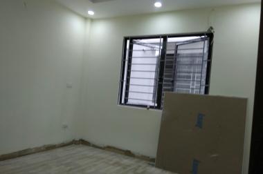 Chính chủ bán nhà gấp ở Hà Đôn 4 tầng 4 ngủ 38 m2 giá 1.35 tỷ 