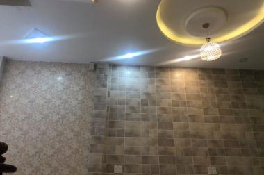 Cần bán nhà đường Hoa Sứ 4.1x14m không mất lộ giới, giá 5,69 tỷ