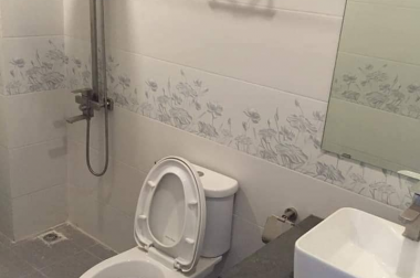 Bán nhà Quan Nhân, diện tích 45m2 x 5 tầng, giá chỉ 3.1 tỷ. LH 0984094326