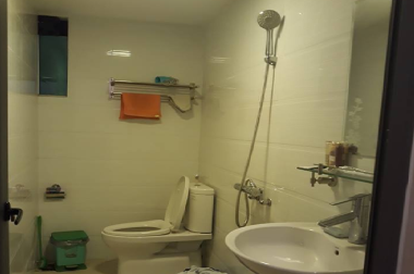 Bán gấp nhà đẹp Cù Chính Lan, 2 mặt tiền, ô tô đỗ, KD, VP, 6 tầng, giá chỉ 6.2 tỷ. LH 0984094326