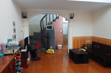 BÁN GẤP NHÀ TRƯƠNG ĐỊNH 32M, 3 TẦNG GIÁ CHỈ 1 TỶ 8