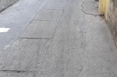 BÁN NHÀ GẤP LĨNH NAM 32M2 GIẢ CHỈ  1 TỶ 75